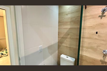 Apartamento para alugar com 65m², 2 quartos e 1 vaga Apartamento para alugar com 65m², 2 quartos e 1 vagaBanheiro 1