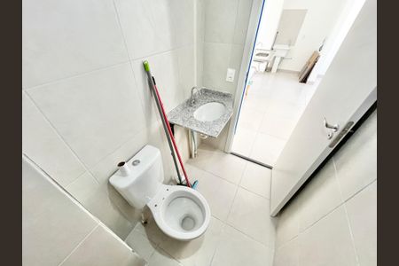 Apartamento para alugar com 35m², 2 quartos e sem vagaBanheiro