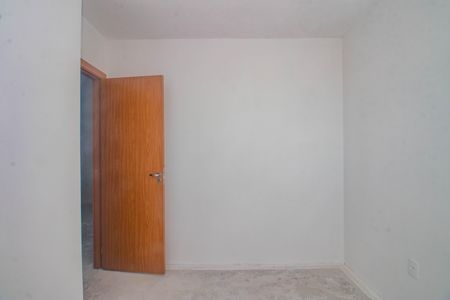 Quarto 2 de apartamento para alugar com 2 quartos, 36m² em Rubem Berta, Porto Alegre