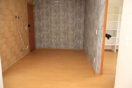  Sala de apartamento para alugar com 2 quartos, 42m² em Jardim das Margaridas , Salvador