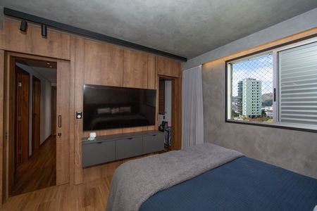 Apartamento à venda com 148m², 4 quartos e 4 vagas Apartamento à venda com 148m², 4 quartos e 4 vagasQUARTO1
