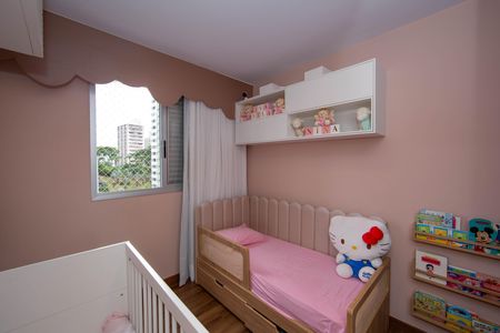 Apartamento à venda com 148m², 4 quartos e 4 vagas Apartamento à venda com 148m², 4 quartos e 4 vagasQUARTO3