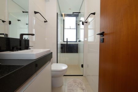 Apartamento à venda com 148m², 4 quartos e 4 vagas Apartamento à venda com 148m², 4 quartos e 4 vagasBANHEIRO2