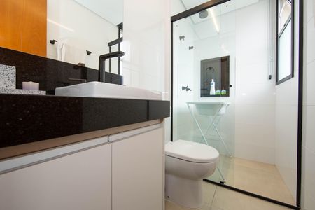 Apartamento à venda com 148m², 4 quartos e 4 vagas Apartamento à venda com 148m², 4 quartos e 4 vagasBANHEIRO1