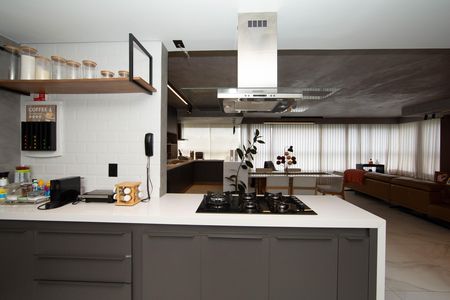 Apartamento à venda com 148m², 4 quartos e 4 vagas Apartamento à venda com 148m², 4 quartos e 4 vagasCOZINHA
