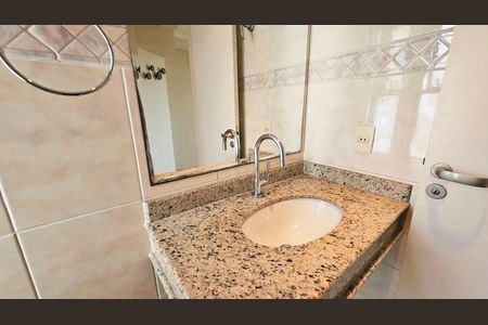 Apartamento à venda com 226m², 3 quartos e 2 vagas