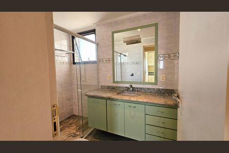 Apartamento à venda com 226m², 3 quartos e 2 vagas