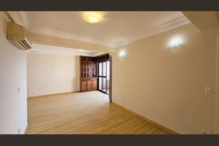 Apartamento à venda com 226m², 3 quartos e 2 vagas