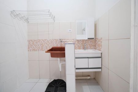 Sala/Cozinha de casa para alugar com 2 quartos, 40m² em Jardim de Lorenzo, São Paulo