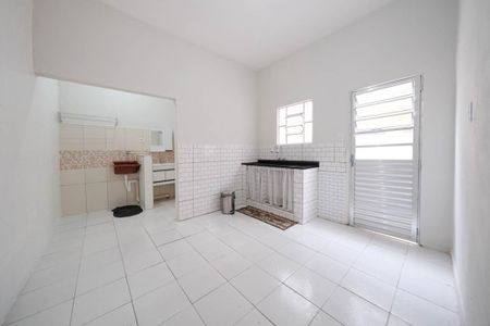 Sala/Cozinha de casa para alugar com 2 quartos, 40m² em Jardim de Lorenzo, São Paulo