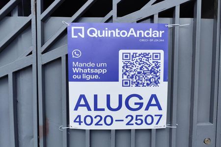 Casa para alugar com 40m², 1 quarto e sem vaga Casa para alugar com 40m², 1 quarto e sem vagaFachada