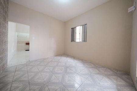 Quarto 1 de casa para alugar com 2 quartos, 40m² em Jardim de Lorenzo, São Paulo