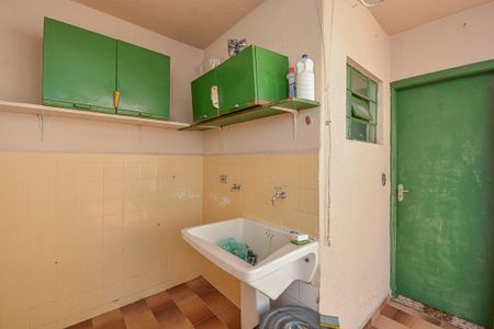 Casa à venda com 300m², 3 quartos e 4 vagas Casa à venda com 300m², 3 quartos e 4 vagasÁrea de Serviço
