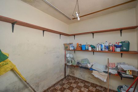 Casa à venda com 300m², 3 quartos e 4 vagas Casa à venda com 300m², 3 quartos e 4 vagasQuarto de Serviço