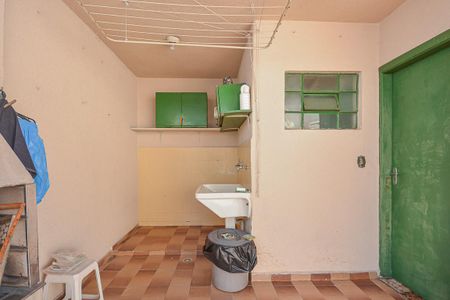 Casa à venda com 300m², 3 quartos e 4 vagas Casa à venda com 300m², 3 quartos e 4 vagasÁrea de Serviço