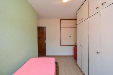 Casa à venda com 300m², 3 quartos e 4 vagas Casa à venda com 300m², 3 quartos e 4 vagasQuarto 3