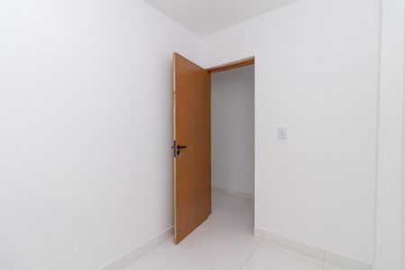 Quarto 1 de apartamento para alugar com 2 quartos, 48m² em Vila Sao Geraldo, São Paulo