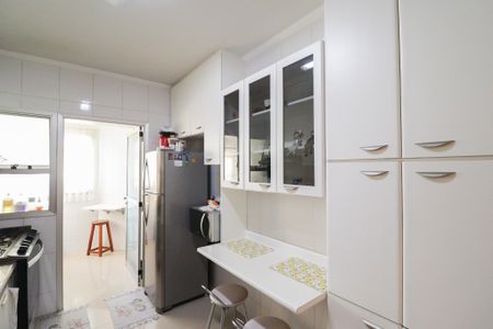 Apartamento à venda com 73m², 2 quartos e 1 vagaCozinha e Área de Serviço