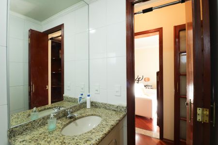 Apartamento à venda com 73m², 2 quartos e 1 vagaBanheiro