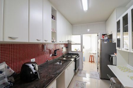Apartamento à venda com 73m², 2 quartos e 1 vagaCozinha e Área de Serviço
