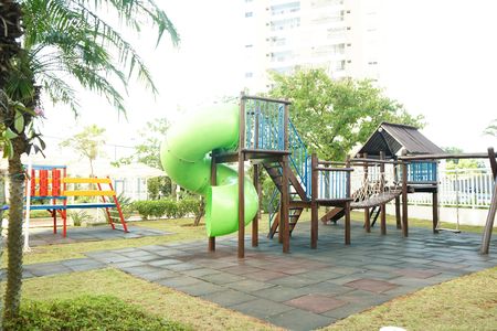 Apartamento à venda com 152m², 3 quartos e 2 vagasÁrea comum - Playground