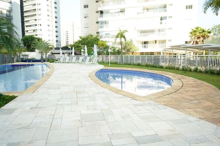 Apartamento à venda com 152m², 3 quartos e 2 vagasÁrea comum - Piscina