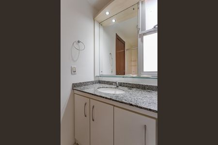 Apartamento para alugar com 59m², 2 quartos e 1 vaga Apartamento para alugar com 59m², 2 quartos e 1 vagaBanheiro