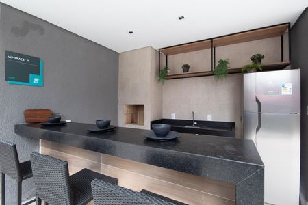 Apartamento à venda com 84m², 3 quartos e 2 vagas Apartamento à venda com 84m², 3 quartos e 2 vagasÁrea comum - Churrasqueira