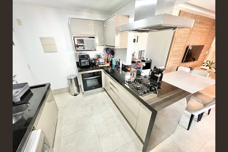 Apartamento à venda com 93m², 3 quartos e 3 vagasCozinha