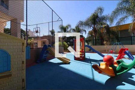 Apartamento à venda com 93m², 3 quartos e 3 vagasÁrea comum - Playground
