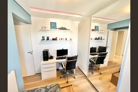 Apartamento à venda com 93m², 3 quartos e 3 vagasQuarto 3