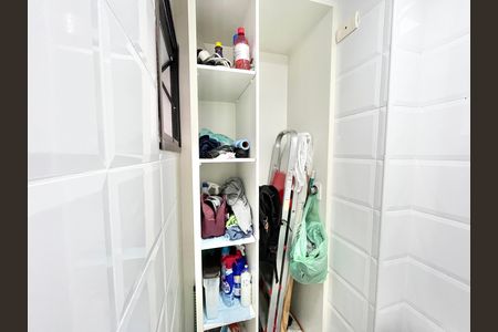 Apartamento à venda com 93m², 3 quartos e 3 vagasBanheiro de serviço