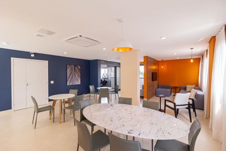 Apartamento à venda com 55m², 2 quartos e 1 vagaÁrea comum