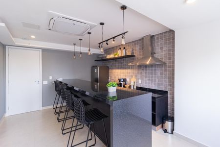 Apartamento à venda com 55m², 2 quartos e 1 vagaÁrea comum