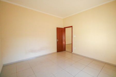 Casa para alugar com 200m², 3 quartos e 2 vagasQuarto 1