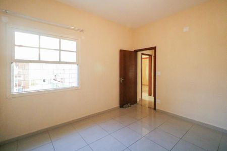 Casa para alugar com 200m², 3 quartos e 2 vagasQuarto 2