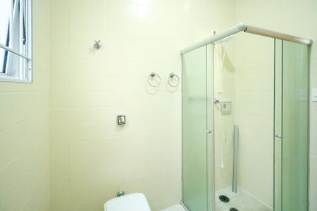 Casa para alugar com 200m², 3 quartos e 2 vagasBanheiro