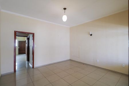 Sala de casa para alugar com 3 quartos, 200m² em Cerâmica, São Caetano do Sul