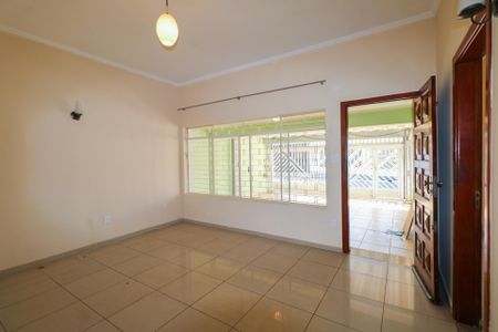 Sala de casa para alugar com 3 quartos, 200m² em Cerâmica, São Caetano do Sul