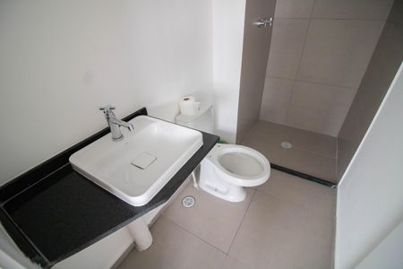 Apartamento à venda com 62m², 2 quartos e 1 vagaBANHEIRO