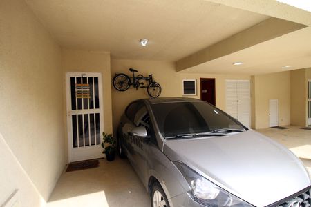 Garagem de apartamento à venda com 2 quartos, 72m² em Irajá, Rio de Janeiro
