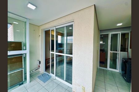Apartamento para alugar com 66m², 2 quartos e 1 vaga Apartamento para alugar com 66m², 2 quartos e 1 vagaVaranda