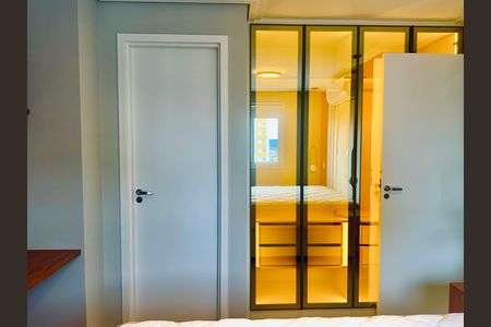 Apartamento para alugar com 66m², 2 quartos e 1 vaga Apartamento para alugar com 66m², 2 quartos e 1 vagaCloset quarto 2