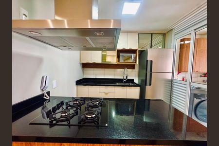 Apartamento para alugar com 66m², 2 quartos e 1 vaga Apartamento para alugar com 66m², 2 quartos e 1 vagaCozinha