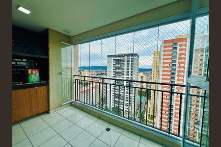 Apartamento para alugar com 66m², 2 quartos e 1 vaga Apartamento para alugar com 66m², 2 quartos e 1 vagaVaranda