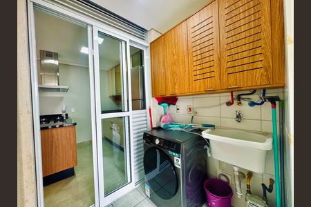Apartamento para alugar com 66m², 2 quartos e 1 vaga Apartamento para alugar com 66m², 2 quartos e 1 vagaÁrea de Serviço