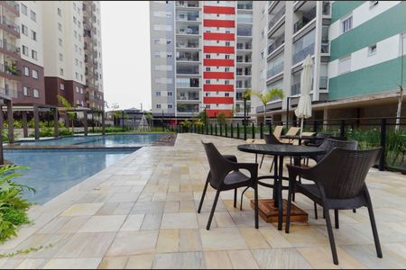 Apartamento para alugar com 66m², 2 quartos e 1 vaga Apartamento para alugar com 66m², 2 quartos e 1 vagaPiscina