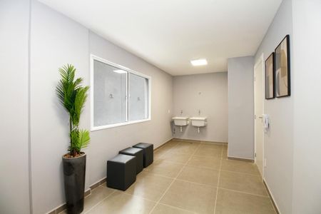 Studio à venda com 27m², 1 quarto e sem vaga Studio à venda com 27m², 1 quarto e sem vagaÁrea Comum - Lavanderia
