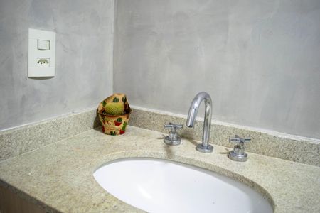 Apartamento para alugar com 74m², 2 quartos e 1 vagaBanheiro