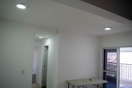 Apartamento para alugar com 74m², 2 quartos e 1 vagaSala